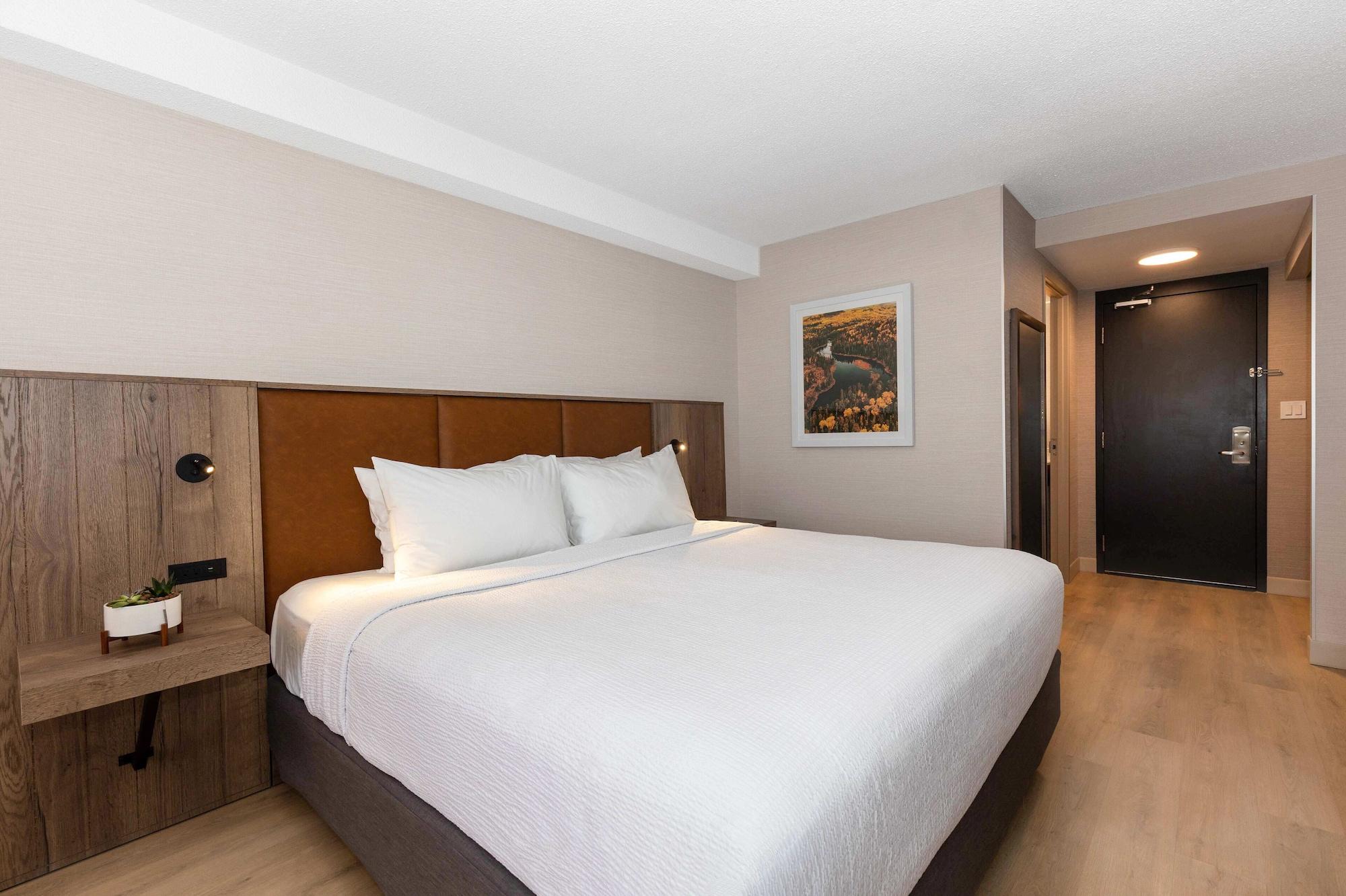 ת'אנדר ביי Valhalla Hotel & Conference Centre מראה חיצוני תמונה