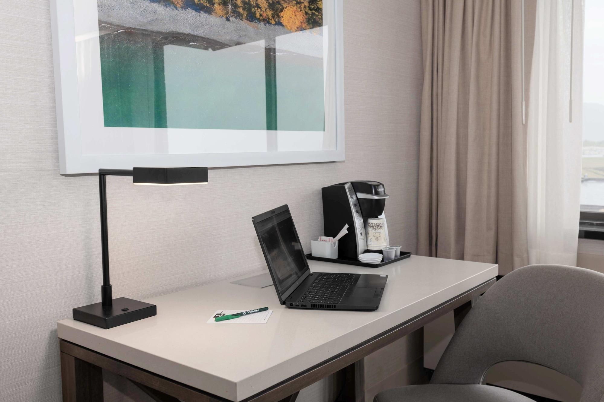 ת'אנדר ביי Valhalla Hotel & Conference Centre מראה חיצוני תמונה