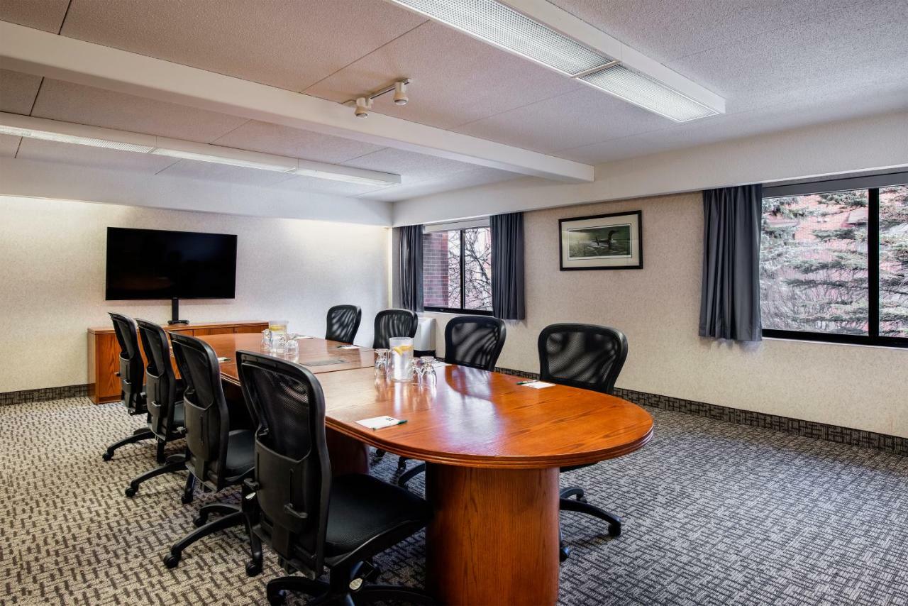 ת'אנדר ביי Valhalla Hotel & Conference Centre מראה חיצוני תמונה