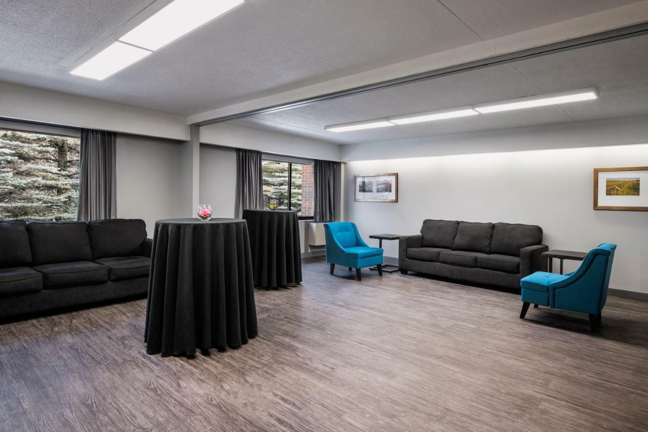 ת'אנדר ביי Valhalla Hotel & Conference Centre מראה חיצוני תמונה